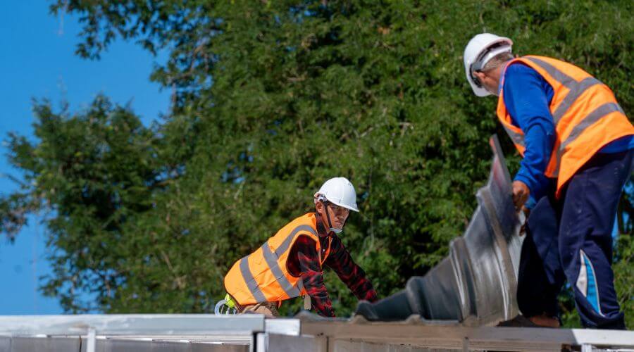 Professional new roof installation services in Minnewaukan, ND